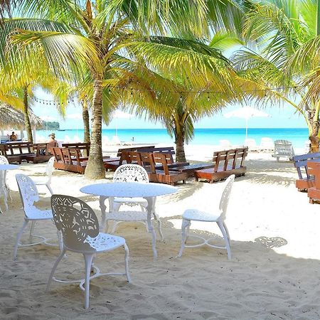 Arenas Beach Hotel 빅 콘 아일랜드 외부 사진