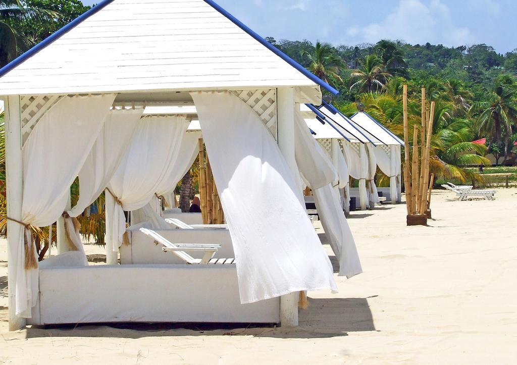 Arenas Beach Hotel 빅 콘 아일랜드 외부 사진