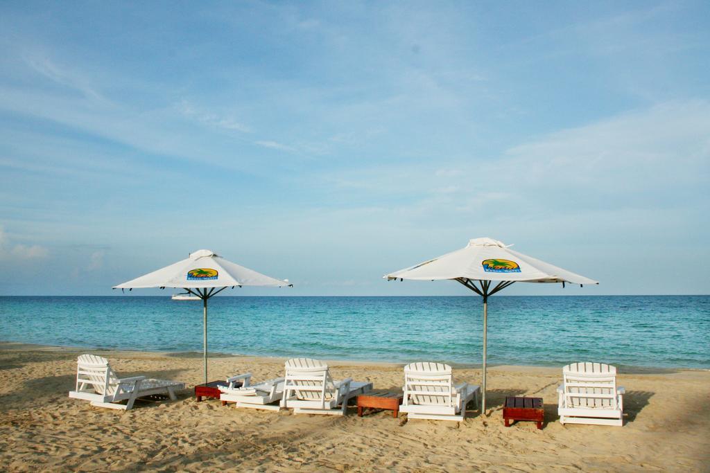 Arenas Beach Hotel 빅 콘 아일랜드 외부 사진