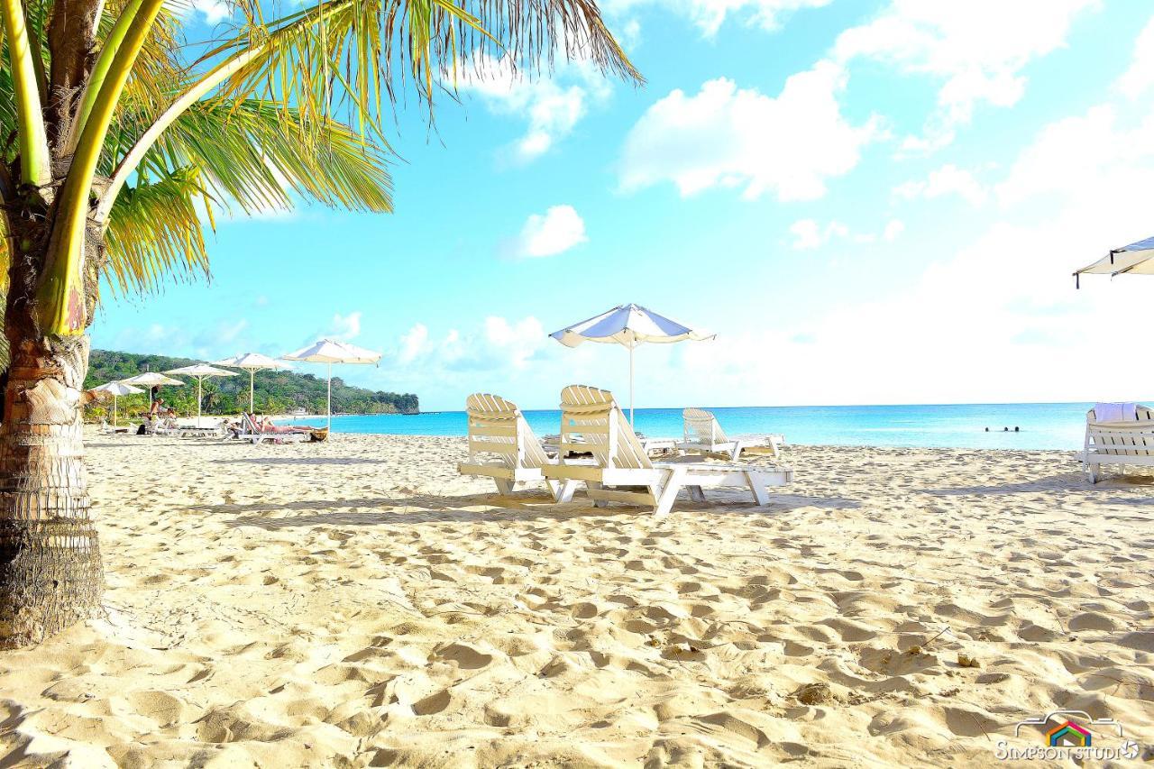 Arenas Beach Hotel 빅 콘 아일랜드 외부 사진